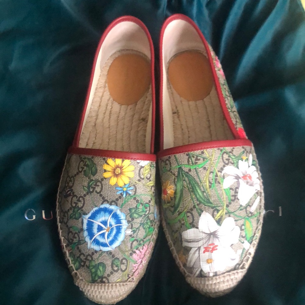 GUCCI Authentic Flora Espadrilles 40 1/2